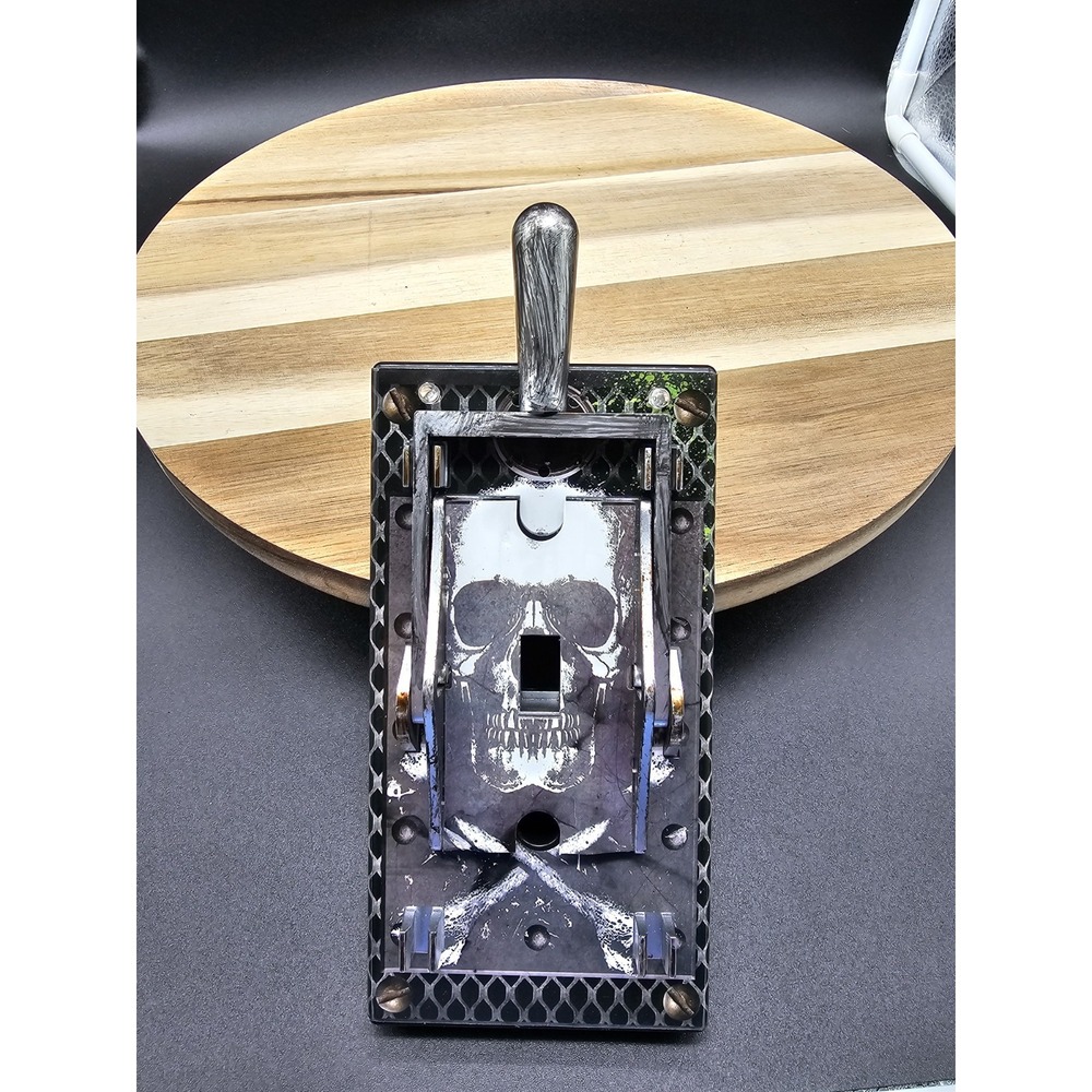 Halloween Skull Light Up With Sound Wall‎ Switch Plate Cover